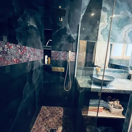 Grand Coeur Apartment Paris